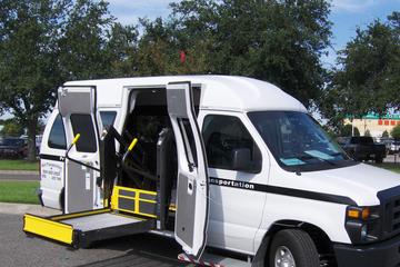 Handicap New Orleans Airport or Hotel Transfer