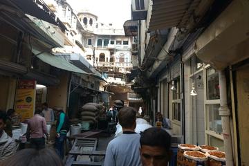 3-Hour Old Delhi Heritage Walking Tour With Rickshaw Ride