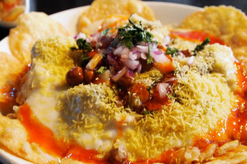 3-Hour Old Delhi Sightseeing and Street Food Tour Including Rickshaw Ride