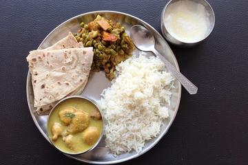Varanasi: Home Cooking Food Tour