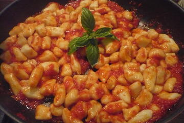 Clase de cocina con vino en Roma