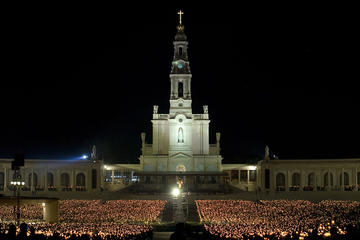 Fátima with Optional Candle Procession Half Day Private Tour from Lisbon