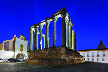 Évora Full Day Private Tour from Lisbon with Lunch