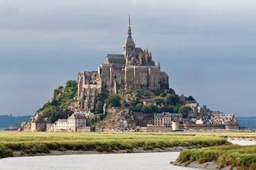 Full-Day Small-Group Mont Saint Michel and Honfleur Tour from Le Havre