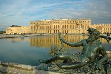 Small Group Giverny and Versailles Tour from Paris