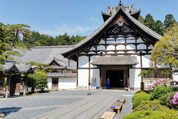 2-Day Matsushima Historical Tour with Homestay and Fishing