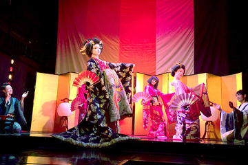 Oiran Cabaret Show at Kaguwa in Roppongi