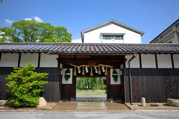 Private Tour: Visit Nada Sake Brewery from Kobe