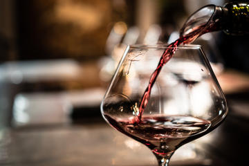 Small Group Burgundy Tour with Wine and Food Tasting from Dijon