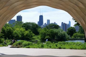 Walking Tour of Lincoln Park in Chicago