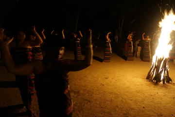 BHO HOONG AND COTU EXPLORER 2 DAYS 1 NIGHT