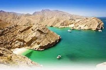 Omani dhow:Coastal and Sunset Cruise