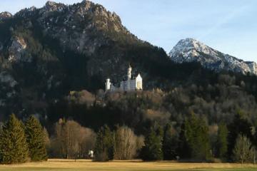 Skip-the-Line Neuschwanstein Castle Half-Day Tour from Fuessen