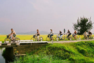 A Fascinating Riding to Meet Artisans of Hue