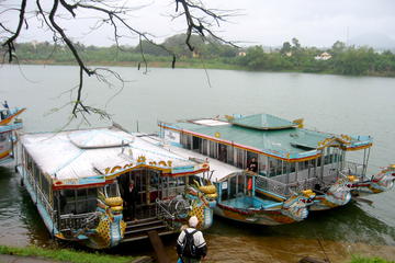 Full-Day Hue Bike Tour Including Dragon Boat Ride