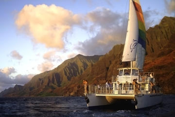 Sunset Dinner Cruise Off The Na Pali Coast