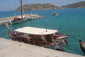 Spinalonga Island and Cretan Culture Tour with Boat Ride