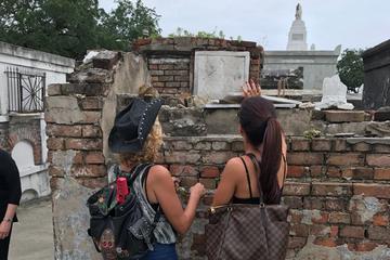 St Louis Cemetery Number 1 Cemetery Tour
