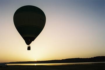 Balloon Ride with Complimentary Drink from Montargil