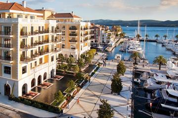 Private Car Transfer to Dubrovnik Airport from Herceg Novi