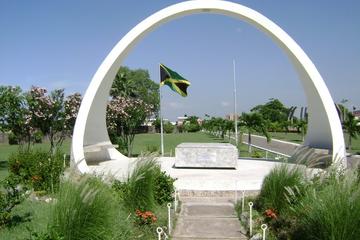 Blue Mountains, Port Royal and Kingston 2-Day Tour from Ocho Rios