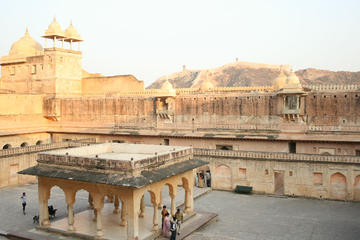 Jaipur and Amber Heritage Trail Tour