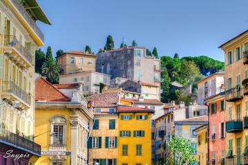 Small-Group Nice Cultural Walking Tour of the Old Town and Castle Hill