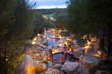 Private Mornington Peninsula Winery and Hot Springs Tour from Melbourne