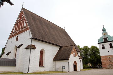 Shore Excursion: Panoramic Helsinki Highlights Tour and Porvoo