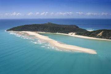 Double Island Point Surf Lesson on Australia's Longest Wave from Rainbow Beach Including 4WD Great Beach Drive