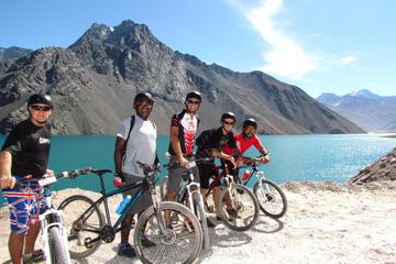 Small-Group Mountain Bike Tour to El Yeso Reservoir and Maipo Valley