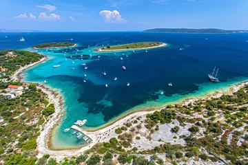 Blue Lagoon Snorkeling Private Boat Tour from Split