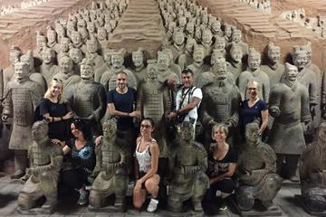 Xi'an Highlights Private Day Tour With Dumplings Dinner and Evening Show
