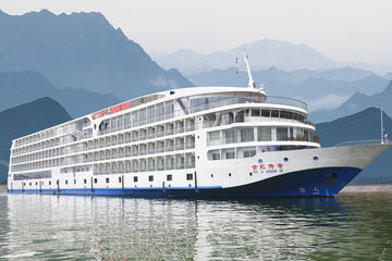 3-Night 5-Star Century Legend Three Gorges Cruise: Chongqing to Yichang