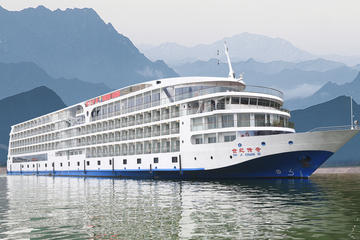 5-Day Century Legend Yangtze River Cruise Tour from Yichang to Chongqing