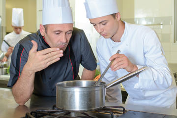 Winetasting and Italian Cooking Class in Tuscany