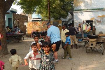 Taj Heritage Walk in TajGanj Area with Dinner