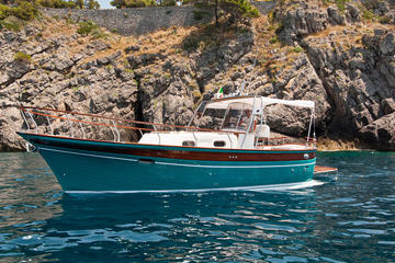 Full-day Private Amalfi Coast Cruise from Positano
