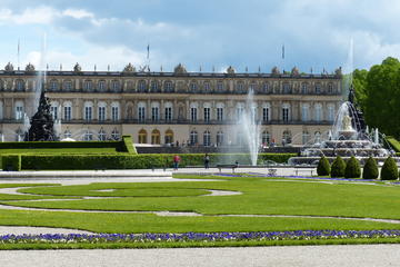 Small-Group Guided Day Tour to Herrenchiemsee Palace and Park from Munich