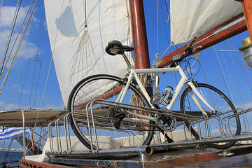 Bike Tour with Boat Sailing Trip in Lisbon