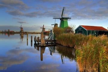Small Group Zaanse Schans Windmills, Volendam and Old Villages Tour from Amsterdam Including Dutch Schnapps Tasting