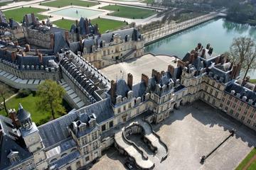 Fontainebleau Barbizon and Vaux Le Vicomte Day Trip with Private Driver and Guide