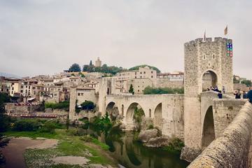 Dalí Museum, Girona & Medieval Besalú: The Best of Catalonia from Barcelona