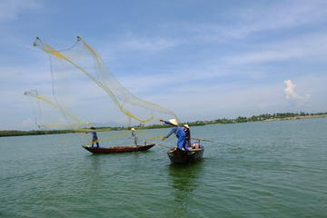 Basket Boat and Fishing Excursion from Hoi An