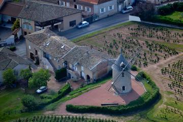 Private panoramic helicopter tour of the wine route in Southern Burgundy and the Beaujolais