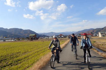 Short Afternoon Cycling Tour in Hida