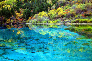 Private Day Tour to Jiuzhaigou Park