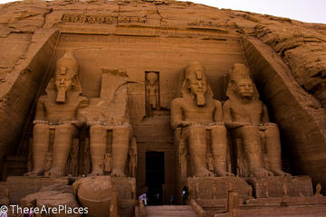 Overnight Trip to Aswan From Luxor Visiting Abu Simbel Temple