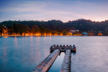 Kandy City Streets Private Walking Tour