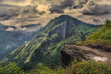 Private Guided Hike to Ella Rock